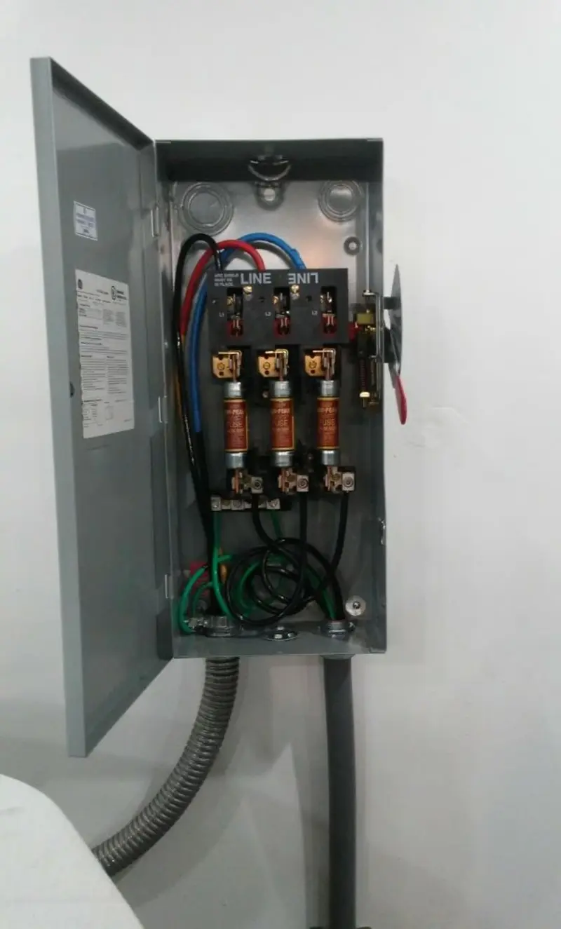Three-phase disconnect switch installed for Electrical Wiring & Rewiring in Fremont